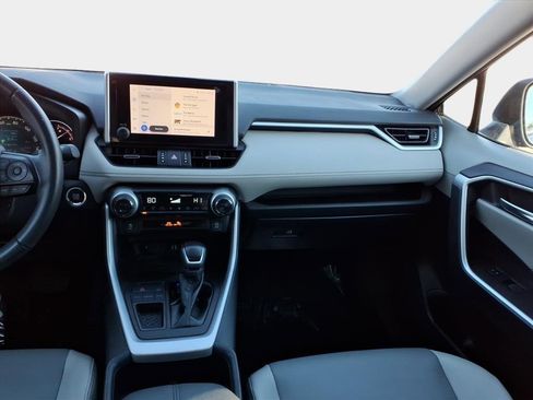 Used 2023 Toyota RAV4 XLE Premium image 13