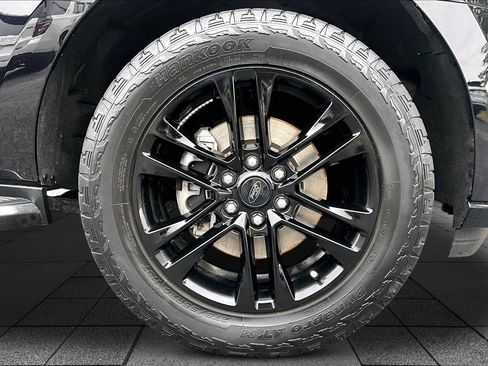 Used 2023 Ford Expedition XLT AWD/4WD image 8