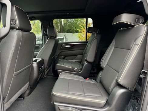 New 2026 Chevrolet Suburban Premier w/ Sun And Tow Package RWD image 17