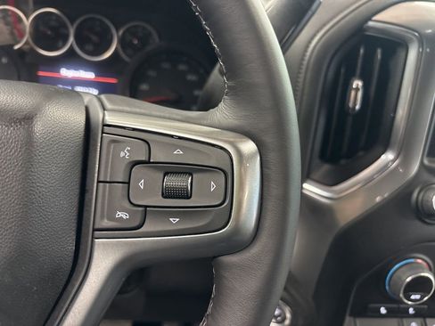 Used 2022 Chevrolet Silverado 1500 RST w/ Z71 Off-Road Package image 18