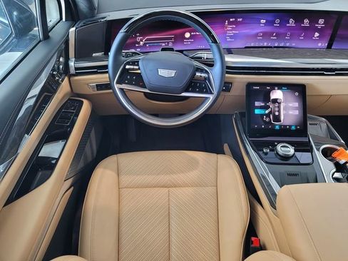 New 2025 Cadillac Escalade IQ Luxury 2 w/ LPO, Premium Carpet Package AWD/4WD image 16