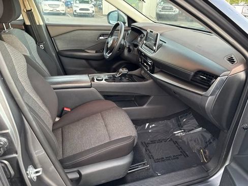 Used 2021 Nissan Rogue SV AWD/4WD image 15