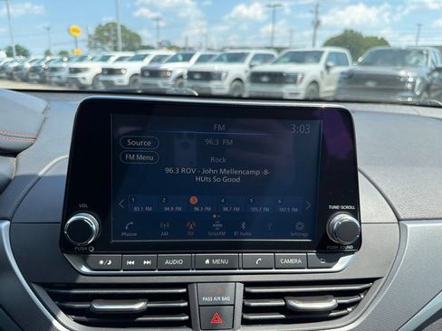 Used 2024 Nissan Altima 2.5 SR AWD/4WD image 31