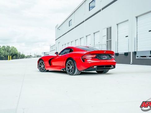 Used 2014 SRT Viper GTS w/ GTS Laguna Interior Package RWD image 49