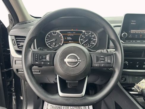 Used 2024 Nissan Rogue S image 12