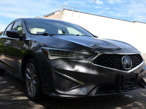 Used 2019 Acura ILX image 4