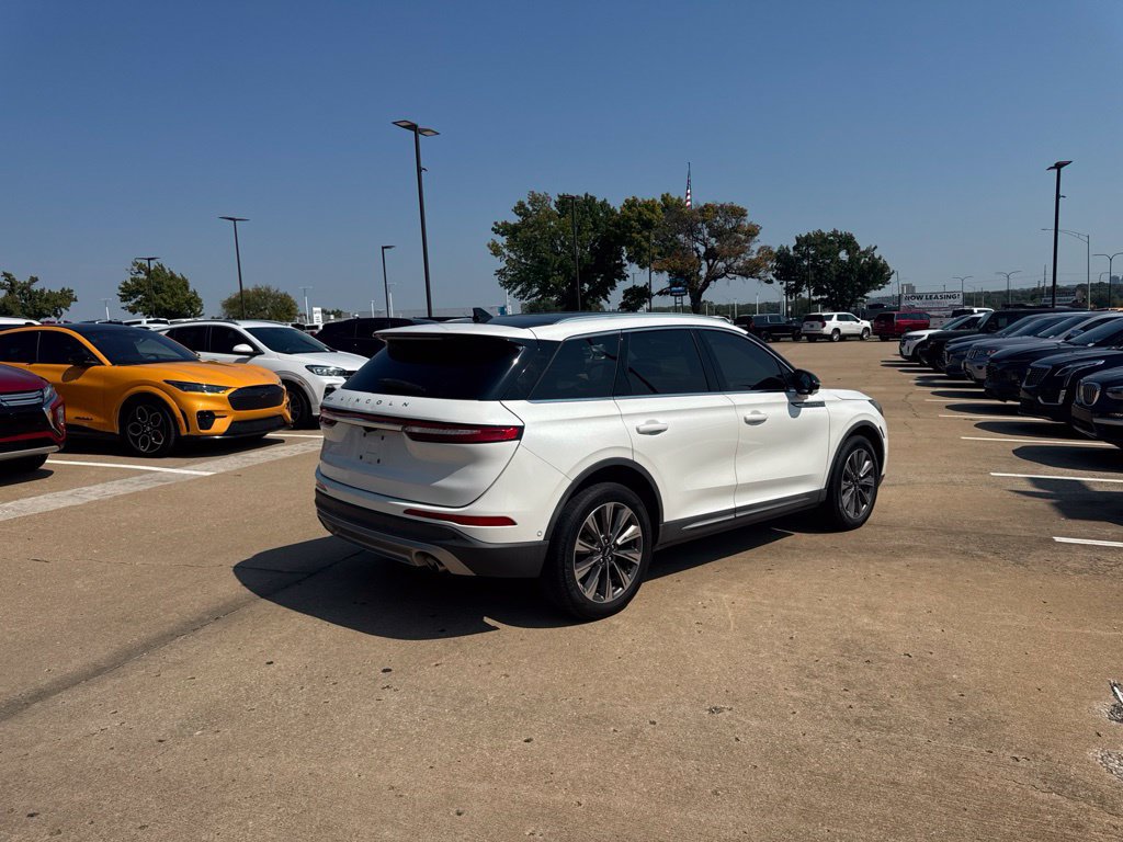 Used 2020 Lincoln Corsair Reserve w/ Equipment Group 201A AWD/4WD image 3