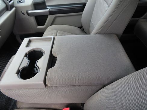 Used 2021 Ford F250 XLT AWD/4WD image 38
