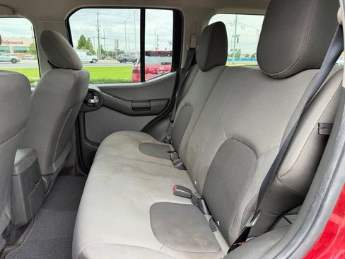 Used 2014 Nissan Xterra X RWD image 11