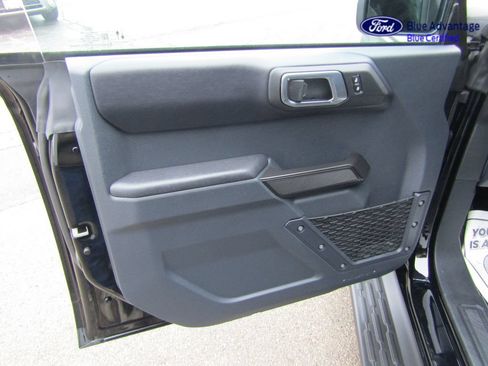 Certified 2025 Ford Bronco Outer Banks AWD/4WD image 25