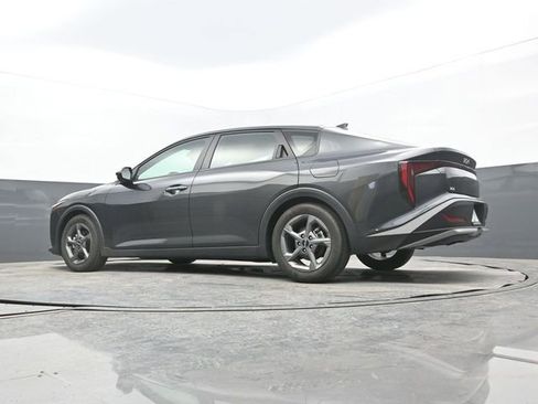 Used 2025 Kia K4 LXS image 53