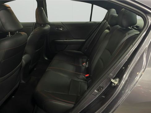 Used 2017 Honda Accord Sport Special Edition image 11
