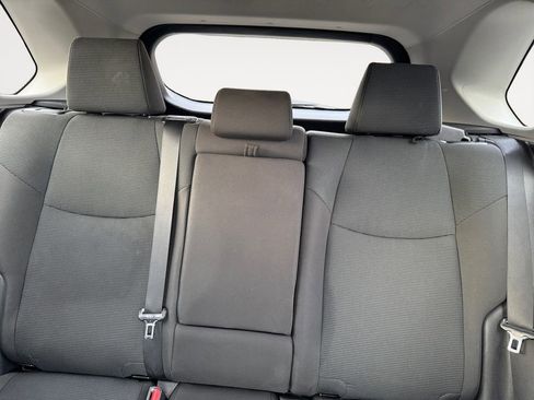 Used 2022 Toyota RAV4 LE image 13