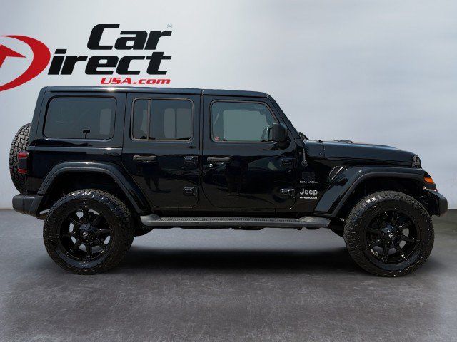 Used 2018 Jeep Wrangler Unlimited Sahara w/ Uconnect 4C Nav & Sound Group AWD/4WD image 3