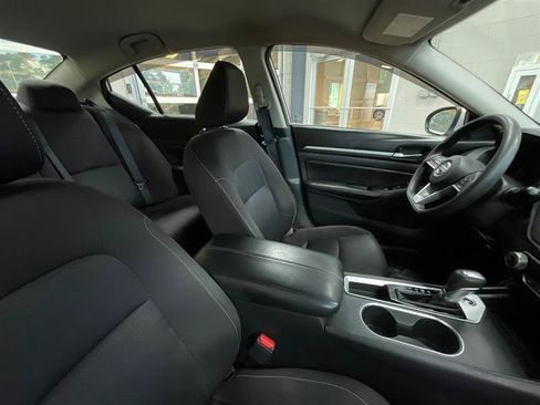 Used 2022 Nissan Altima 2.5 SV FWD image 27