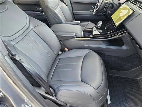 Used 2025 Land Rover Range Rover Sport Dynamic SE image 19