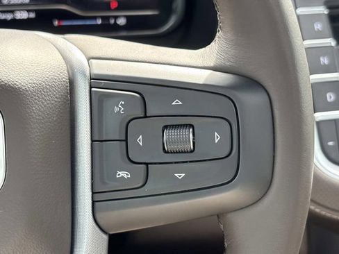 Used 2022 GMC Yukon SLT w/ SLT Luxury Package AWD/4WD image 31