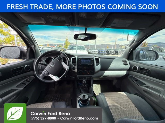 Used 2014 Toyota Tacoma 4x4 Double Cab w/ TRD Off-Road Package image 15