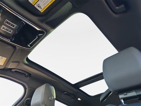 Certified 2026 Land Rover Range Rover Velar S image 30