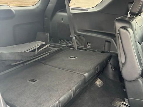 Used 2020 Ford Explorer ST w/ ST Street Pack image 15