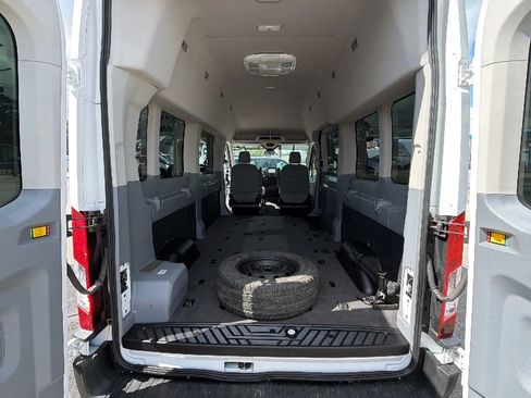 Used 2019 Ford Transit 350 XLT RWD image 19
