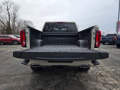 New 2026 GMC Sierra 1500 AT4 w/ AT4 Premium Package image 25