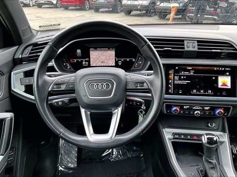 Used 2022 Audi Q3 2.0T Premium Plus w/ Premium Plus Package image 7