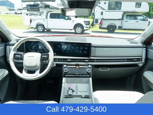 Used 2026 Hyundai Santa Fe SEL AWD/4WD image 32