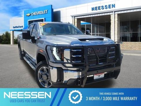 Used 2025 GMC Sierra 3500 SLT w/ SLT Premium Package AWD/4WD image 1