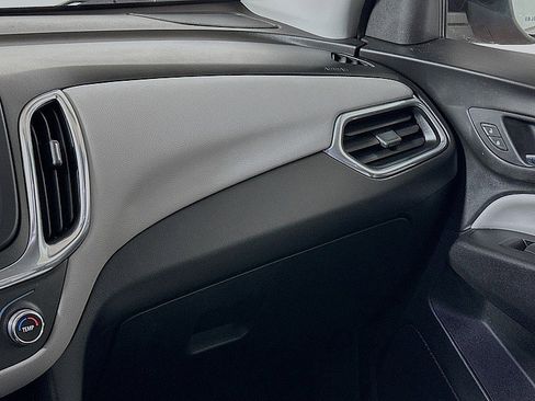 Used 2020 Chevrolet Equinox LS w/ LS Convenience Package image 22