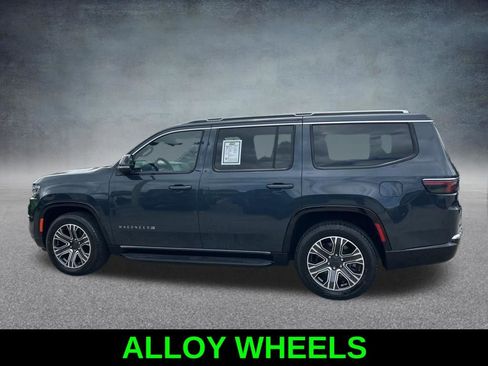 Used 2024 Jeep Wagoneer Series II AWD/4WD image 8