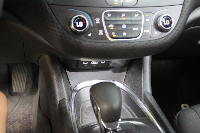 Used 2023 Chevrolet Malibu LT w/ LPO, Floor Liner Package FWD image 17