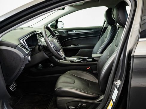 Used 2015 Ford Fusion Titanium image 20