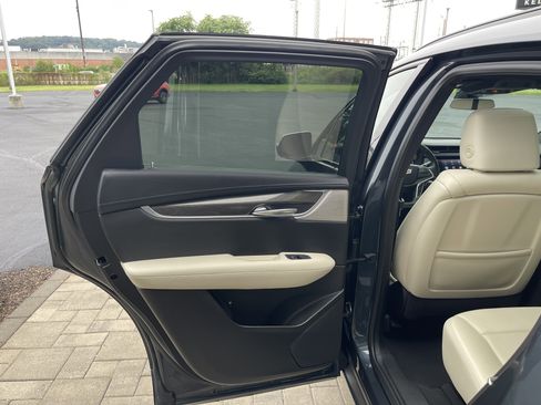 Used 2020 Cadillac XT5 Sportv image 18