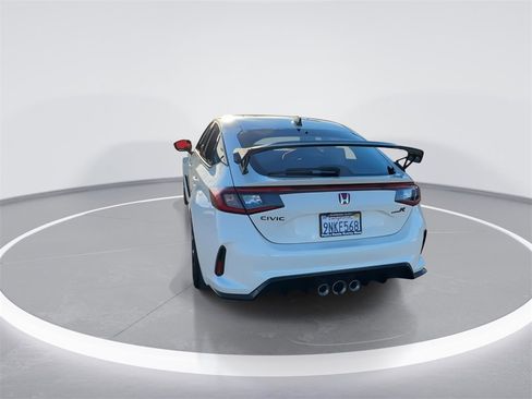 Certified 2025 Honda Civic Type R image 11