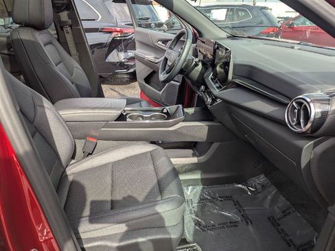 Used 2025 Chevrolet Equinox LT w/ Convenience Package II AWD/4WD image 31