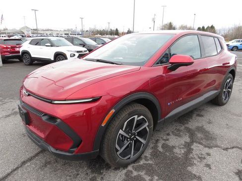 New 2026 Chevrolet Equinox EV LT image 8