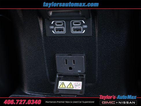 Used 2023 Jeep Wrangler Unlimited Rubicon AWD/4WD image 34