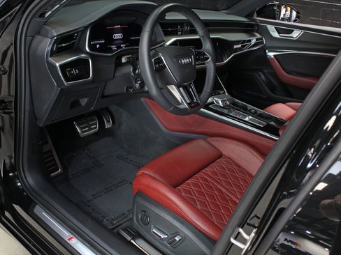 Used 2025 Audi S6 Premium Plus AWD/4WD image 31