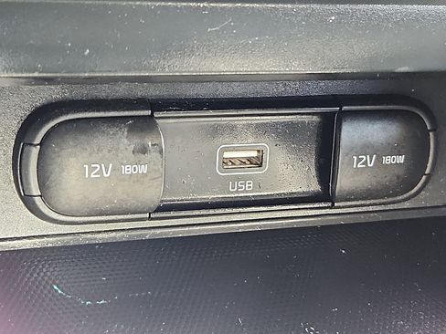 Used 2020 Kia Soul S FWD image 22