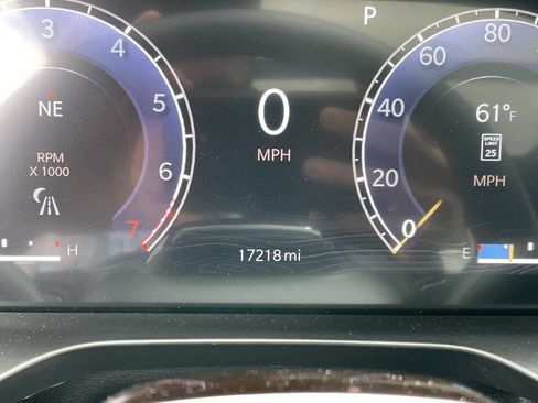 Used 2025 Jeep Grand Cherokee L Summit AWD/4WD image 15
