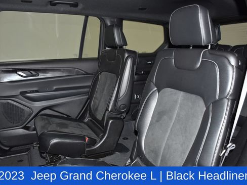 Used 2023 Jeep Grand Cherokee L Laredo AWD/4WD image 29