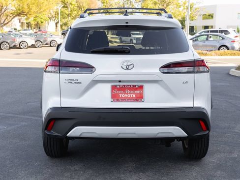 Certified 2026 Toyota Corolla Cross LE FWD image 6