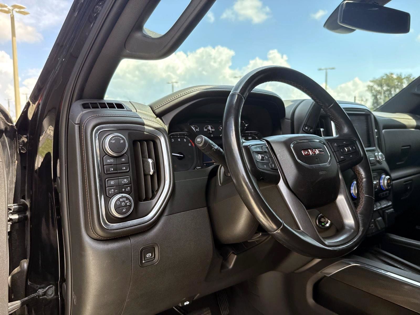 Used 2019 GMC Sierra 1500 AT4 w/ AT4 Premium Package AWD/4WD image 21