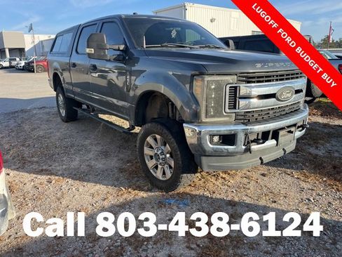 Used 2017 Ford F250 XLT w/ XLT Value Package image 1