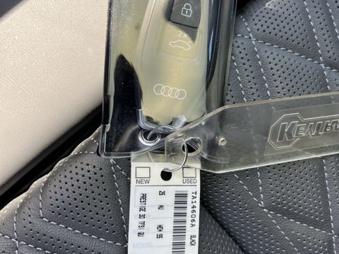 Certified 2025 Audi S5 Prestige AWD/4WD image 38