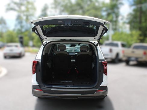 New 2026 Kia Carnival SX FWD image 12