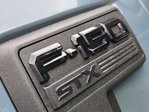 Used 2023 Ford F150 XL w/ STX Appearance Package RWD image 10