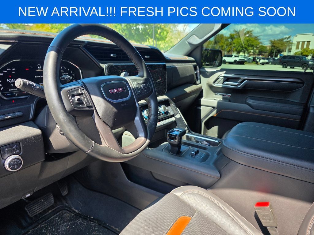 Used 2025 GMC Sierra 1500 AT4 AWD/4WD image 3