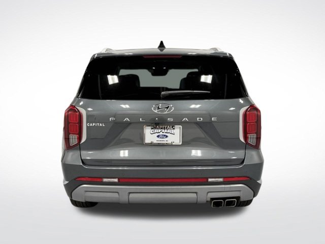 Used 2023 Hyundai Palisade Limited FWD image 7